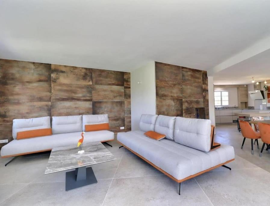 Mas De Ceoulet - Villa De Luxe En Camargue Арл Екстериор снимка