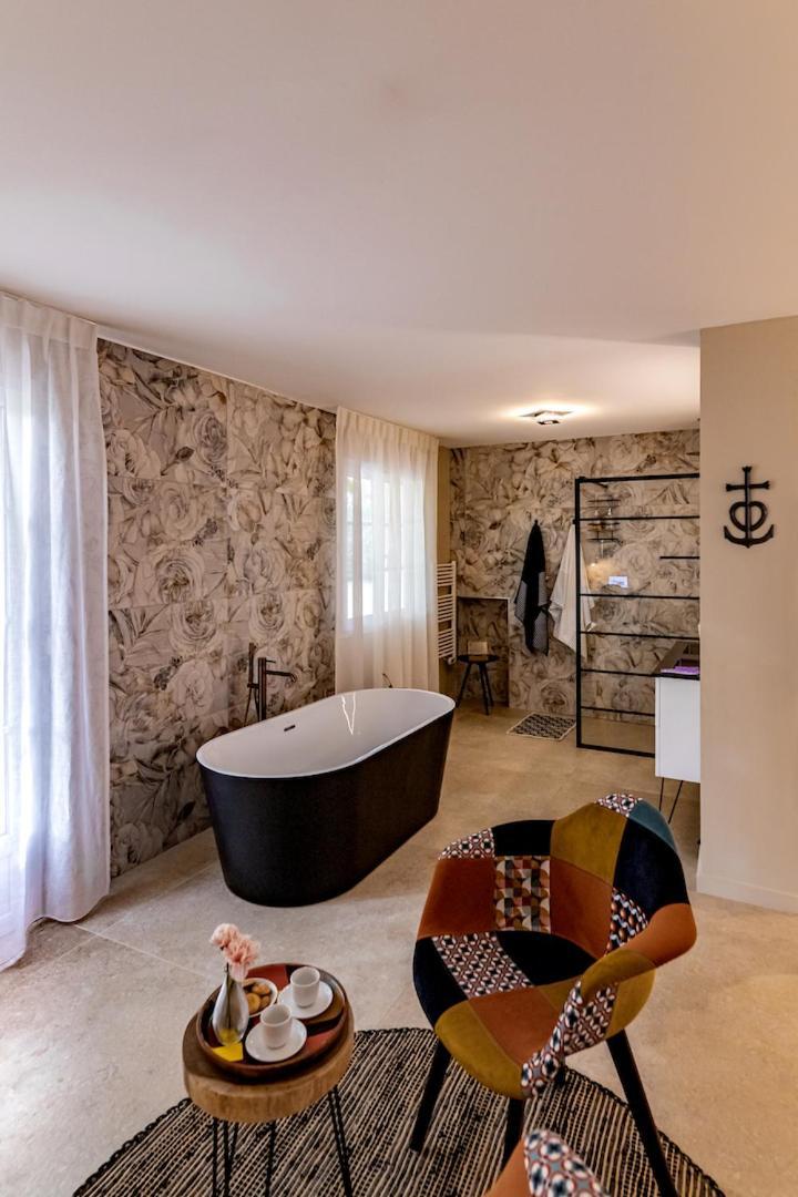 Mas De Ceoulet - Villa De Luxe En Camargue Арл Екстериор снимка